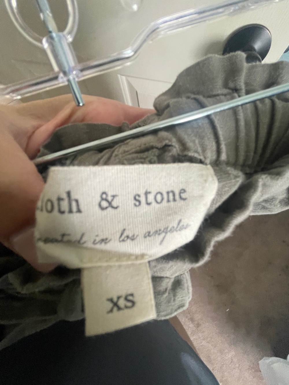Cloth and stone cropped wide leg linen pants size XS but fits like a small - Picture 3 of 3